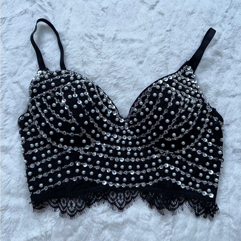 Crop top.